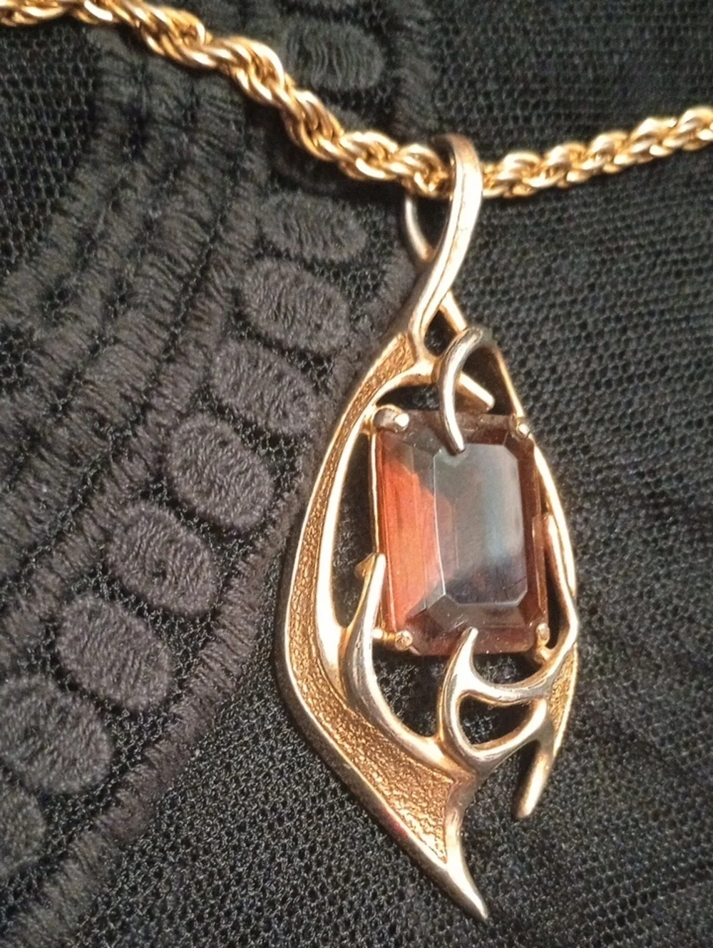 Sarah Coventry Mid Century Brutalist  Pendant Necklace with Brown Gemstone